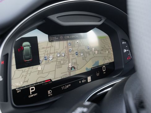 New 2026 Audi SQ8 Prestige image 12