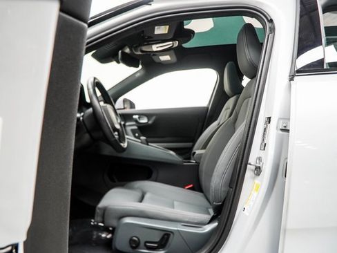 Used 2022 Polestar Polestar 2 w/ Plus Package image 37