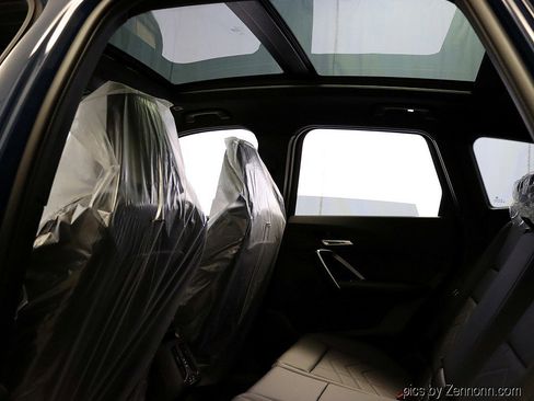 Used 2026 BMW X1 xDrive28i image 10