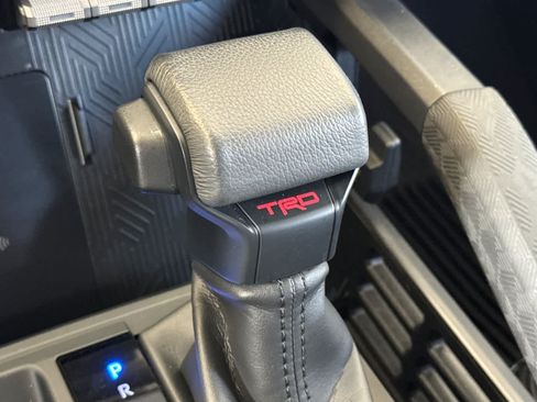 Used 2025 Toyota Tacoma TRD Off-Road w/ TRD Off Road Upgrade Package AWD/4WD image 21