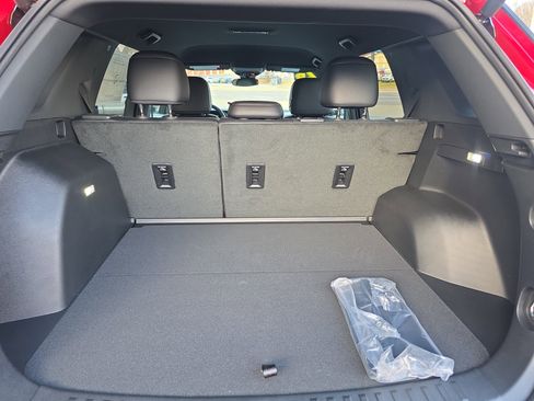 New 2026 GMC Terrain AT4 w/ Convenience Package III image 5