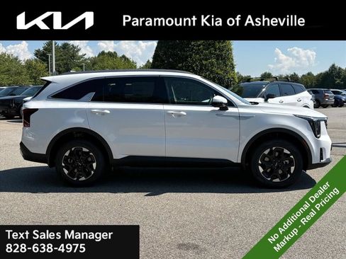 New 2026 Kia Sorento S AWD/4WD image 7