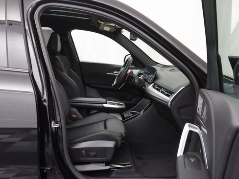 Certified 2025 BMW X1 M35i image 18