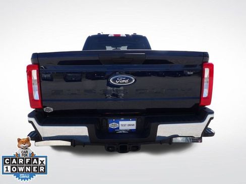 Certified 2025 Ford F450 XLT w/ FX4 Off-Road Package image 9