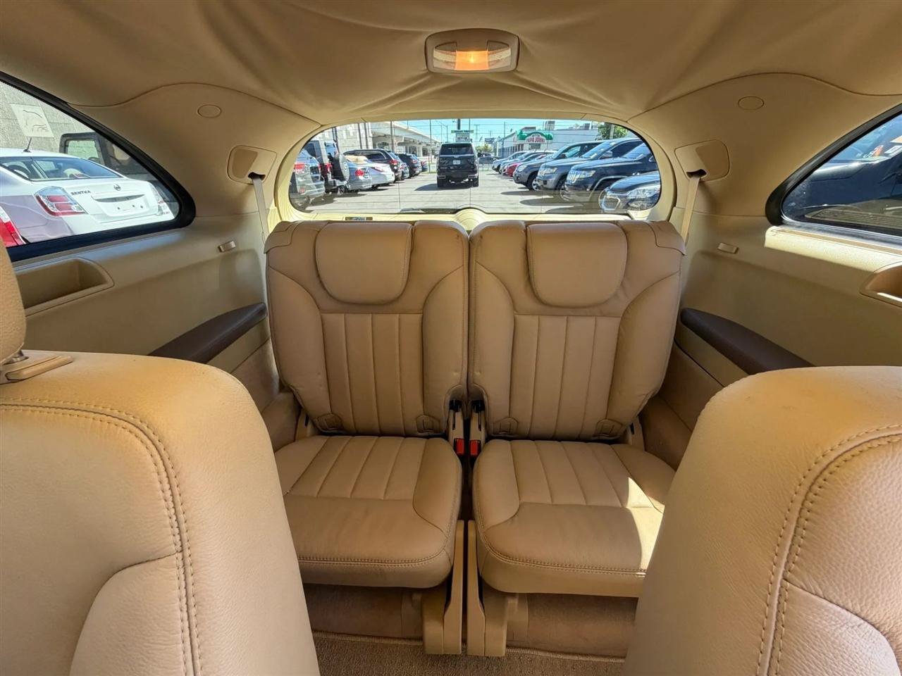 Used 2007 Mercedes-Benz R 320 CDI 4MATIC image 26