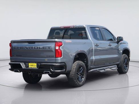 Used 2021 Chevrolet Silverado 1500 Custom Trail Boss w/ LPO, Dark Essentials Package AWD/4WD image 6