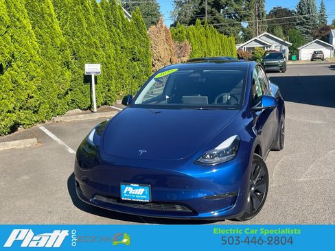Used 2025 Tesla Model Y Long Range RWD image 1