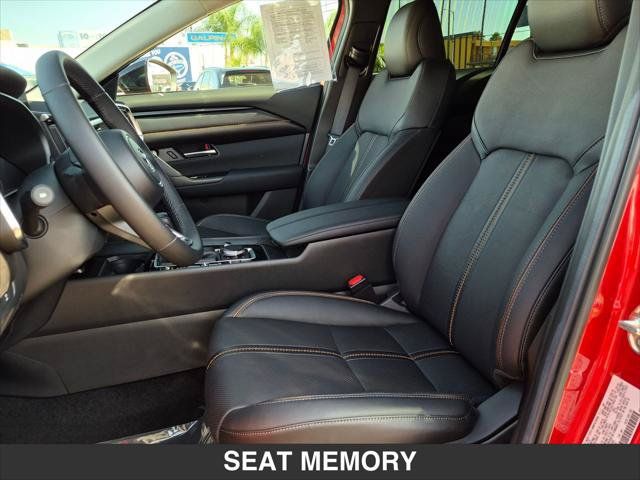 Used 2025 MAZDA CX-50 AWD 2.5 S w/ Accent Package image 17