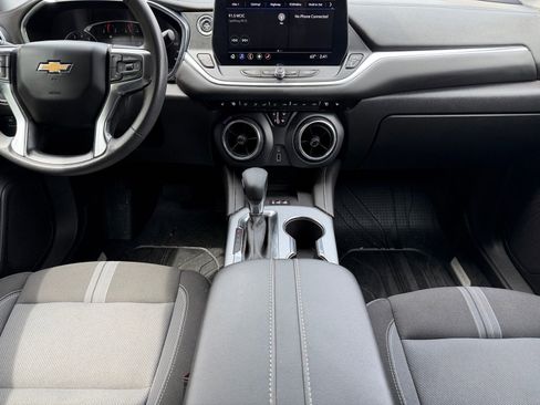 Used 2024 Chevrolet Blazer LT w/ Convenience Package FWD image 25