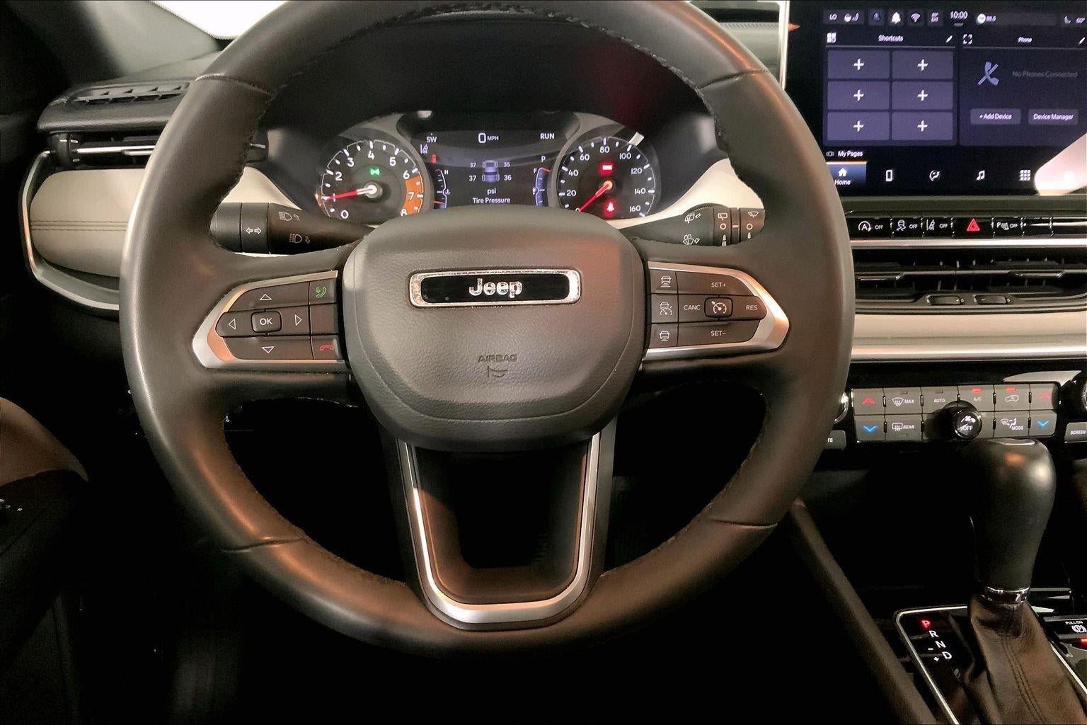 Used 2025 Jeep Compass Limited AWD/4WD image 5