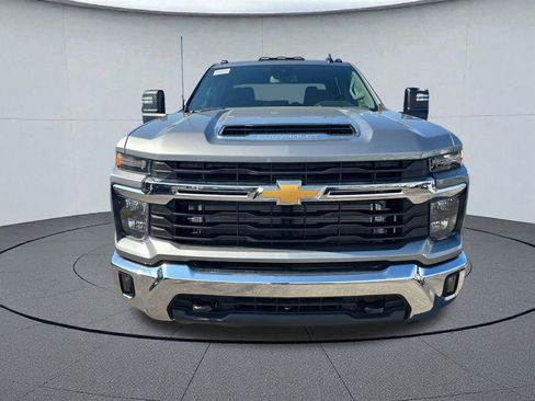 New 2026 Chevrolet Silverado 3500 LT w/ Convenience Package AWD/4WD image 9