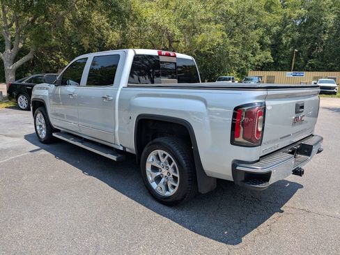 Used 2018 GMC Sierra 1500 SLT AWD/4WD image 6