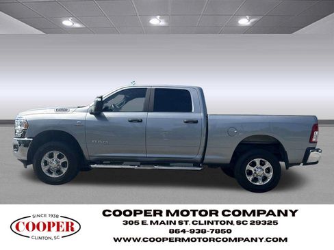 Used 2024 RAM 2500 Big Horn AWD/4WD image 2