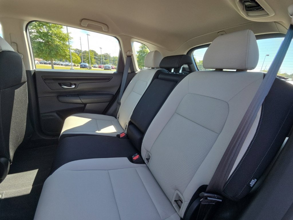 Used 2023 Honda CR-V LX image 12