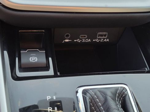 Certified 2024 Subaru Outback Limited AWD/4WD image 28