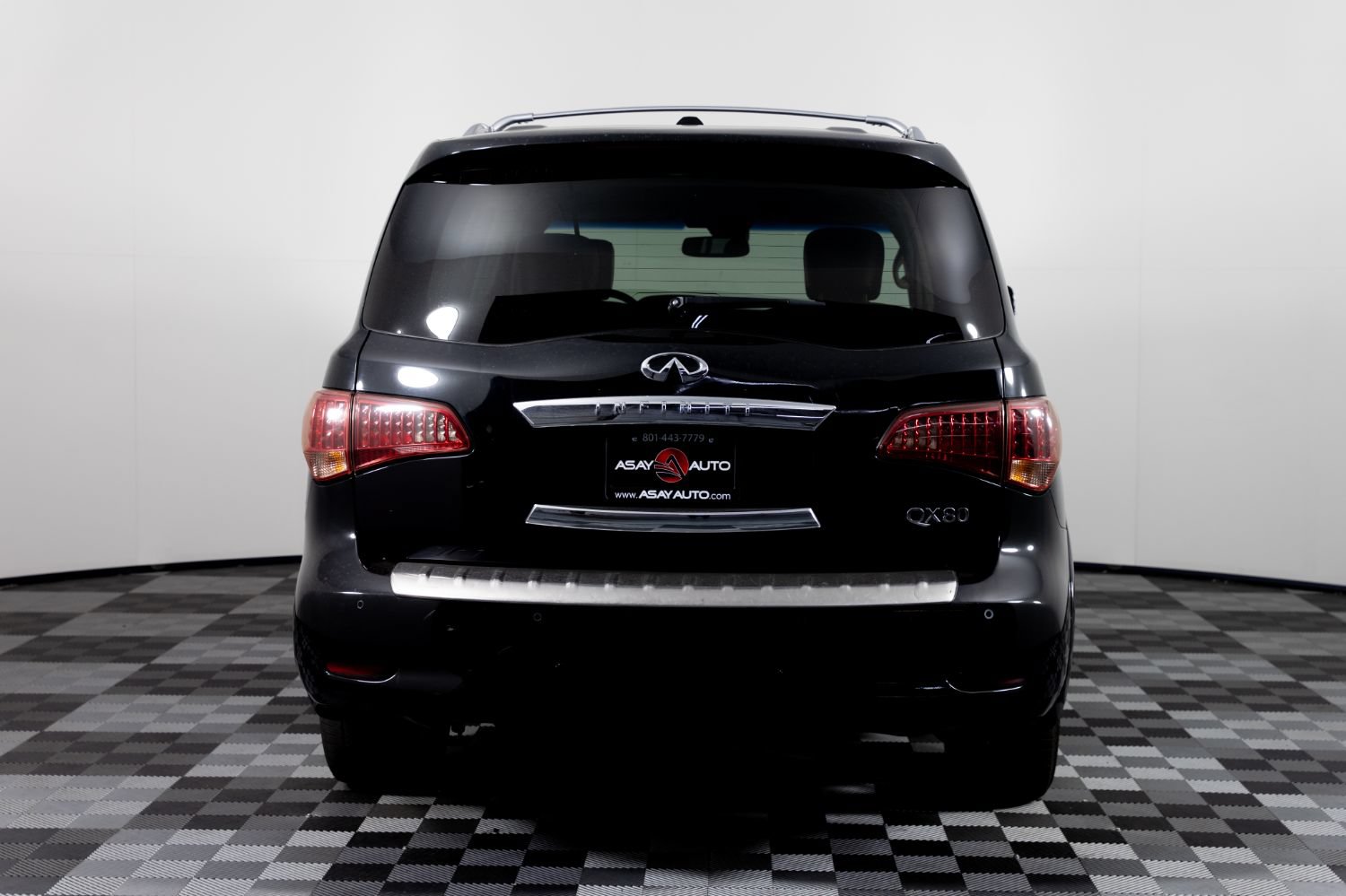 Used 2016 INFINITI QX80 4WD w/ Deluxe Technology Package image 6