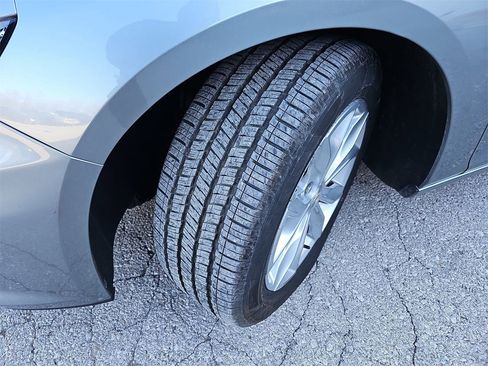 Certified 2024 Chevrolet Malibu LT image 24