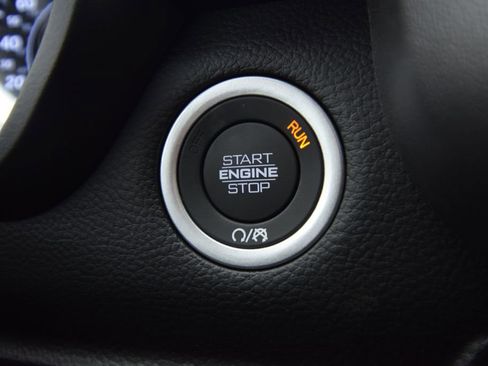 New 2026 RAM 1500 4x4 Crew Cab image 26