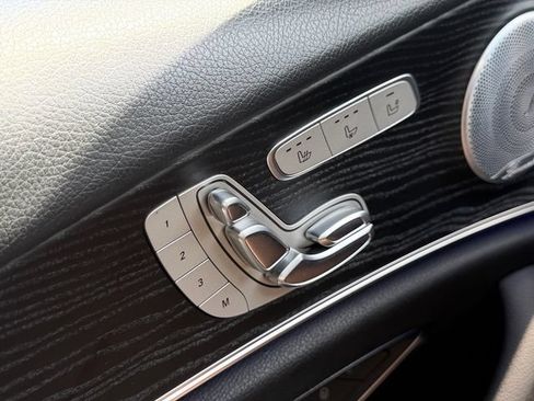 Used 2020 Mercedes-Benz E 350 Sedan image 34
