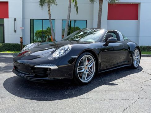 Used 2016 Porsche 911 Targa 4S AWD/4WD image 9
