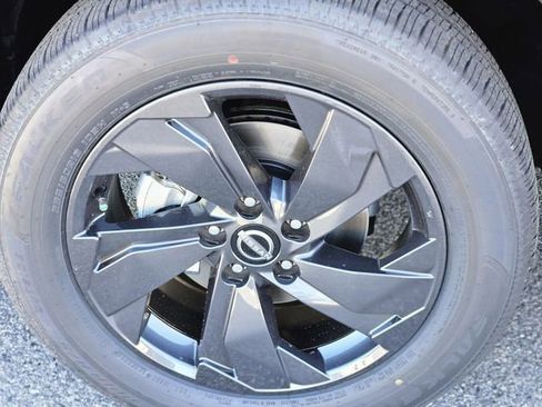 New 2026 Nissan Rogue SV FWD image 10