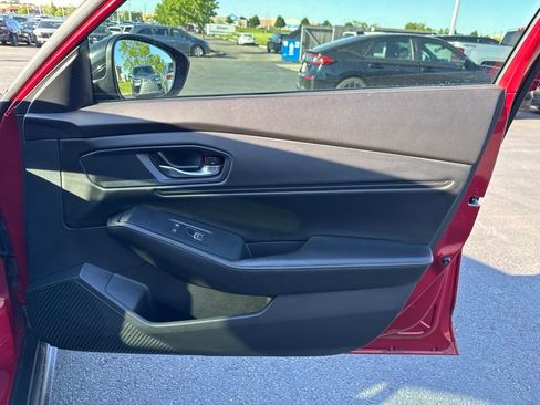 Used 2023 Honda Accord Sport image 39
