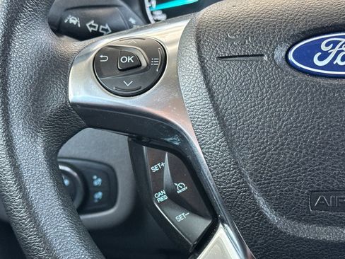 Used 2022 Ford Transit Connect XLT FWD image 26