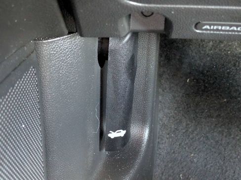 Used 2020 Chevrolet Spark LT w/ Spark Special Edition FWD image 34