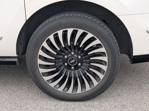 Used 2019 Lincoln Navigator L Black Label AWD/4WD image 25