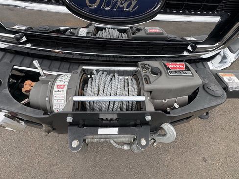 Used 2016 Ford F550 4x4 Regular Cab Super Duty image 13
