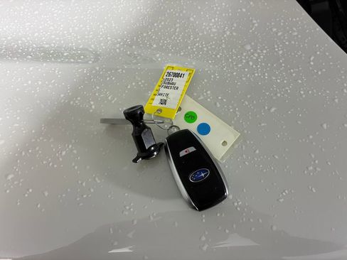 Used 2023 Subaru Forester Limited image 35