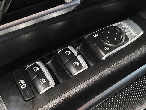 Used 2021 Kia Telluride SX w/ SX Prestige Package image 27