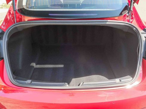 Used 2018 Tesla Model 3 Mid Range image 30