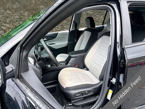 Used 2022 Chevrolet Equinox LS AWD/4WD image 18