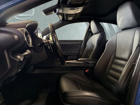 Certified 2022 Lexus IS 350 F Sport image 9