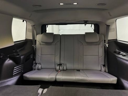 Used 2019 Chevrolet Tahoe LT w/ RST Edition AWD/4WD image 33