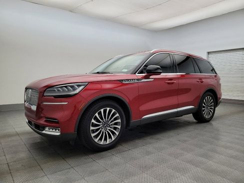 Used 2020 Lincoln Aviator Reserve w/ Equipment Group 201A image 2