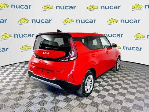 Used 2023 Kia Soul LX image 7