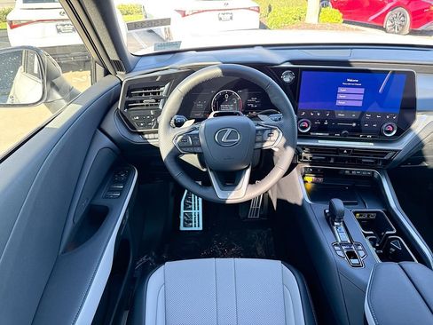 Used 2026 Lexus TX 350 AWD w/ Technology Package image 17