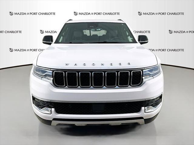 Used 2023 Jeep Wagoneer L Series II AWD/4WD image 31