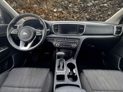 Used 2021 Kia Sportage LX image 13