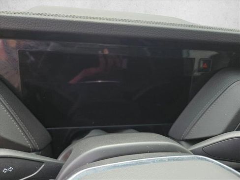 Used 2025 GMC Yukon Denali AWD/4WD image 20