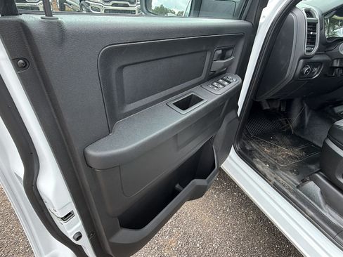 New 2026 RAM 5500 Tradesman w/ Chrome Appearance Group AWD/4WD image 14