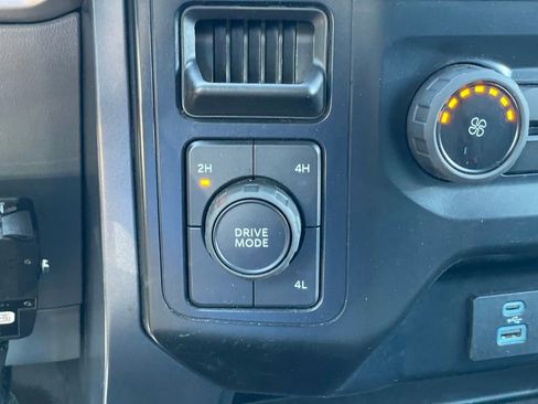 Used 2023 Ford F150 XLT image 37