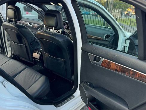 Used 2013 Mercedes-Benz C 250 Sedan image 17
