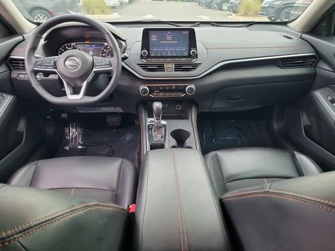 Used 2020 Nissan Altima 2.5 SR FWD image 13