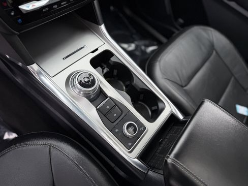 Used 2020 Ford Explorer Limited w/ Class III Trailer Tow Package image 15