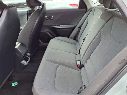 Used 2025 Kia K4 FWD image 9