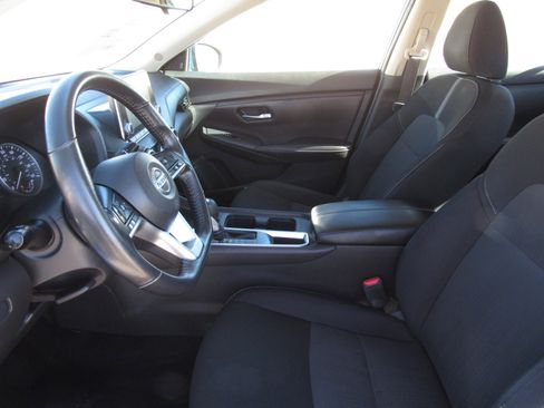 Used 2022 Nissan Sentra SV image 13