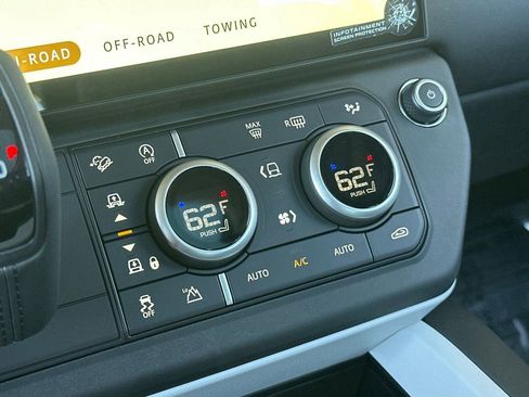 New 2026 Land Rover Defender 110 S AWD/4WD image 21